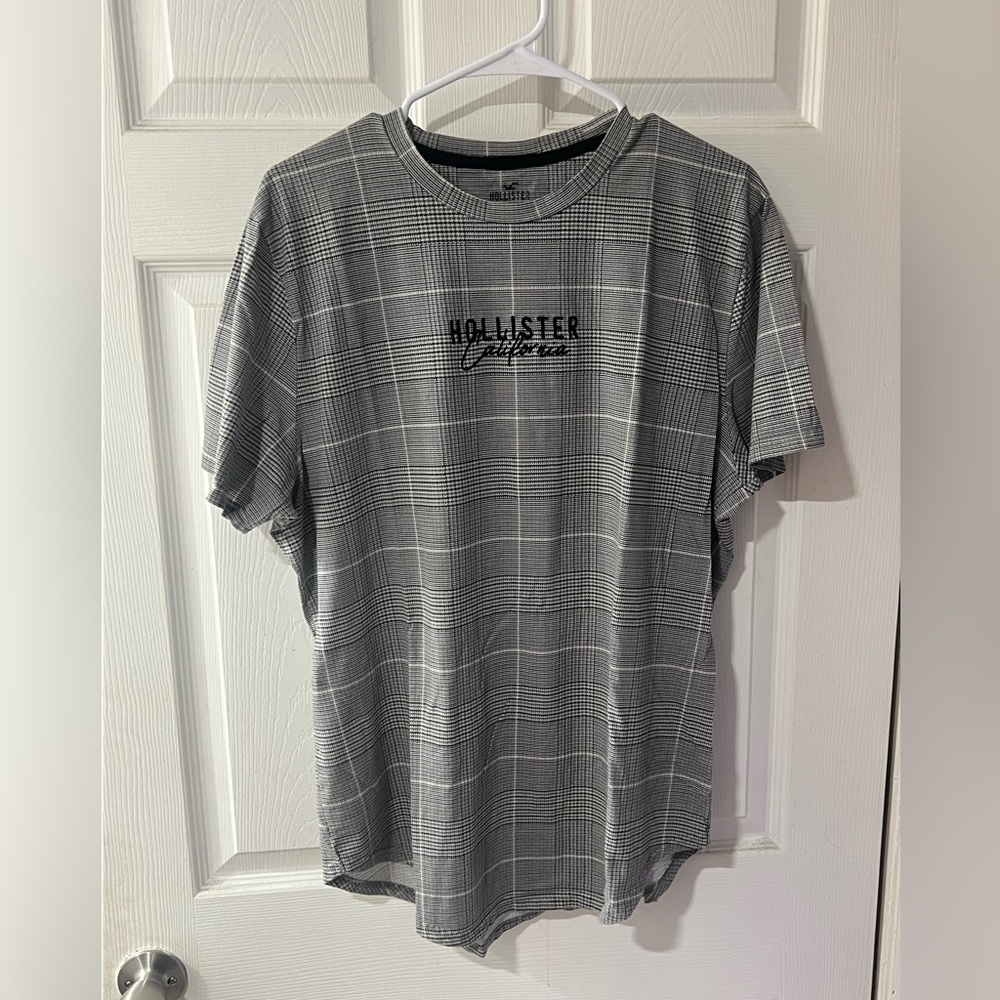 Hollister Short Sleeve Plaid Tee